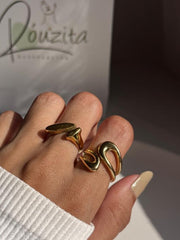 abstract wave ring